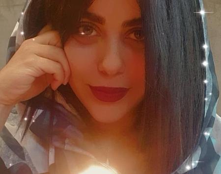 عکس الهام اخوان با همسرش