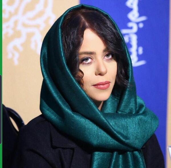 عکس پدر و مادر الهام اخوان