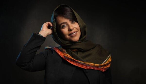 عکس گوشی الهام اخوان