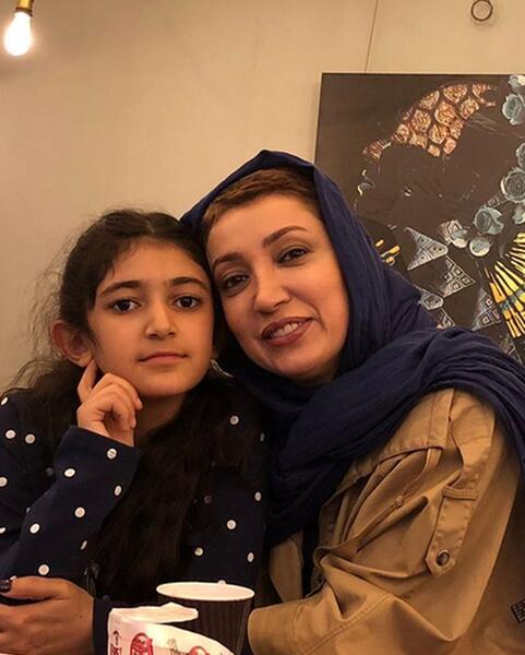 عکس نگار عابدی در خارج از کشور