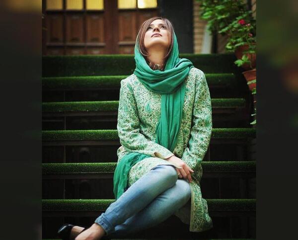 ژست برای عکس با حجاب