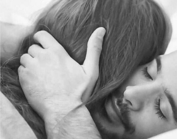 عکس عاشقانه روی هم
