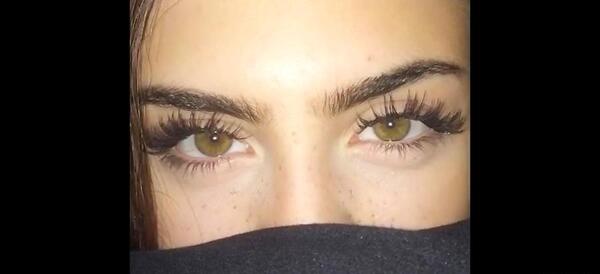 عکس چشم سبز عسلی