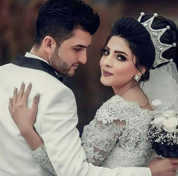 عکس عروس و داماد نشسته