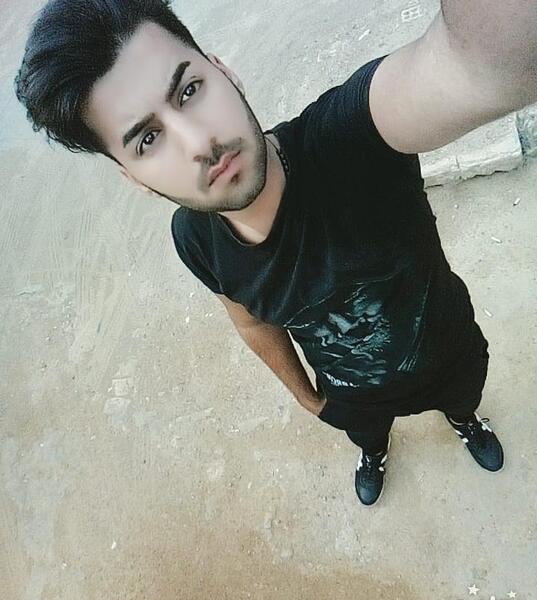 عکس دانیال غلامی