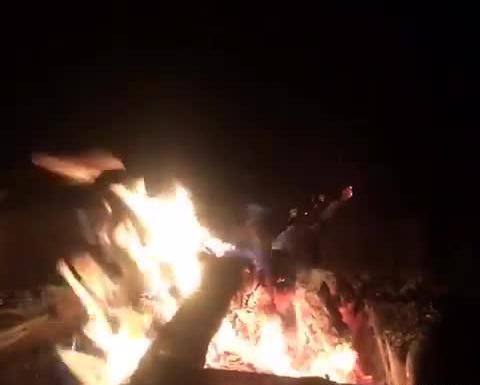 عکس آتش در شب