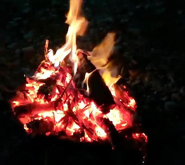 عکس آتش در شب