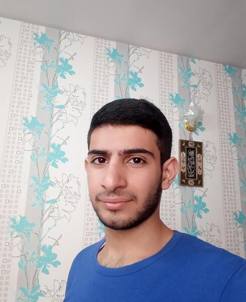 عکس پرهام لطیفی