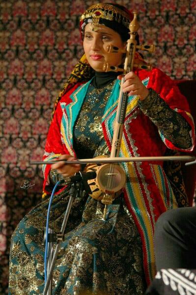 عکس حسن سالم و همسرش