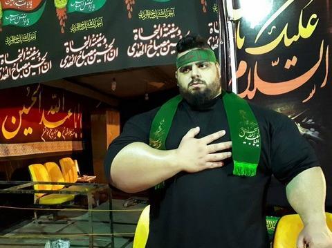 عکس سجاد غریبی در کشتی کج