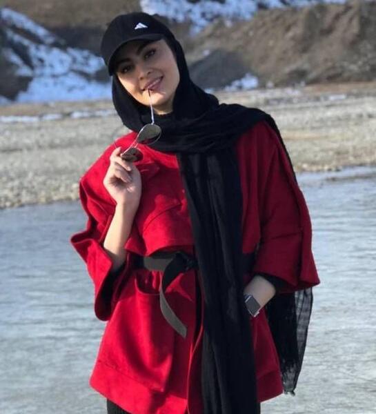 عکس پریناز در سرزده