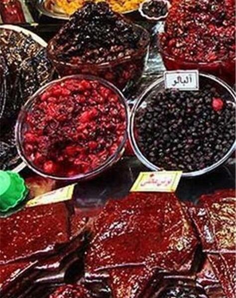 عکس لواشک خوردن دختر برای پروفایل