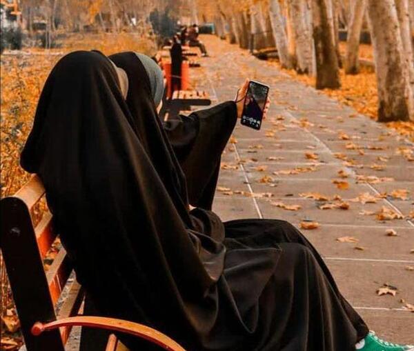 عکس عاشقانه دونفره چادری