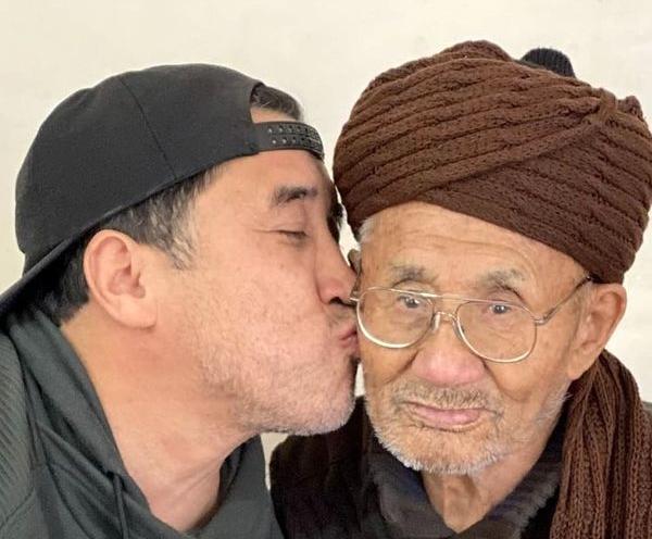 عکس پدر خداداد عزیزی