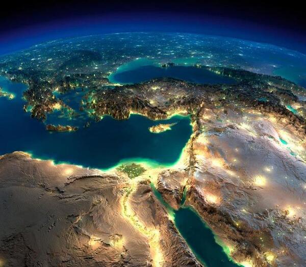عکس کره زمین نوشته