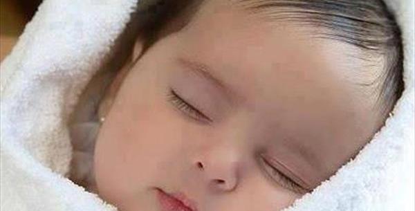 عکس نوزاد تازه متولد شده دختر