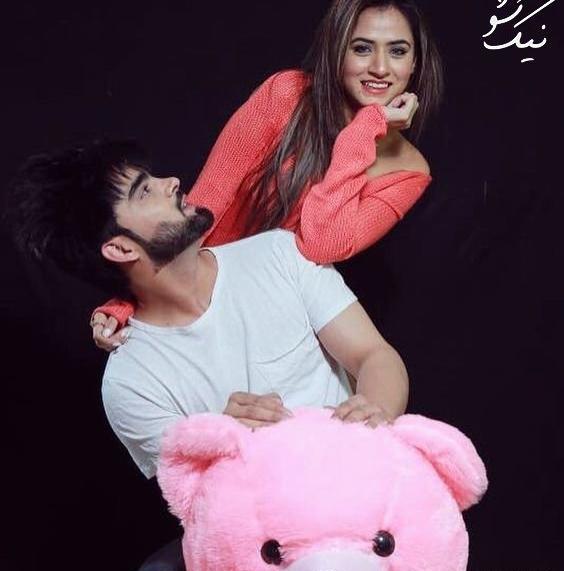 عکس عشقی صورتی