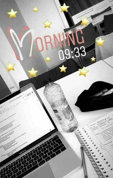 عکس استوری درس خوندن