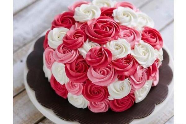 عکس کیک گل رز
