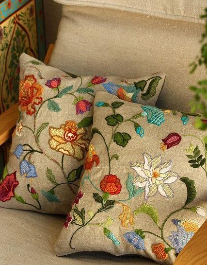 عکس ایده گلدوزی روی کوسن