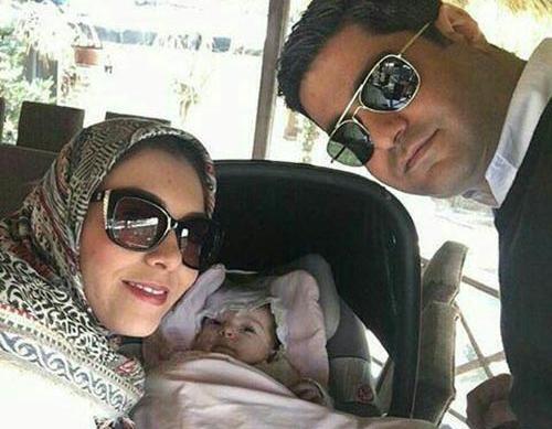 عکس آزاده نامداری ودخترش گندم