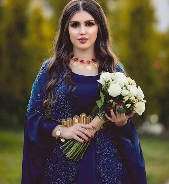 عکس عروس و داماد با لباس کردی
