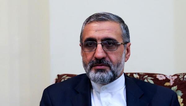 عکس احمد طبری