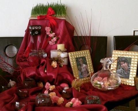 عکس سفره هفت سین قرمز