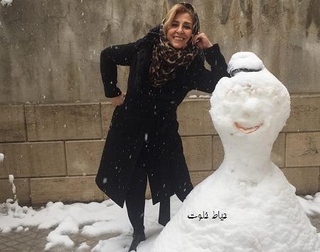 عکس سلفی با آدم برفی