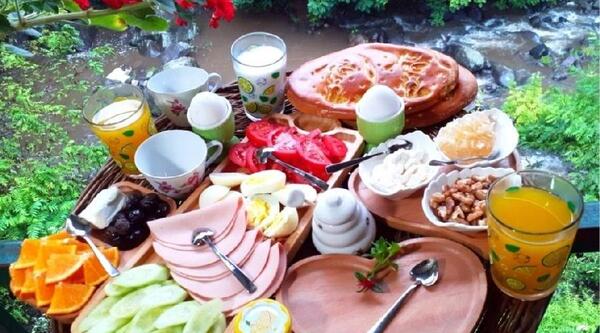 عکس منظره صبحانه