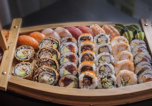 عکس غذای سوشی