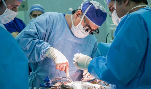 عکس نوشته جراح قلب