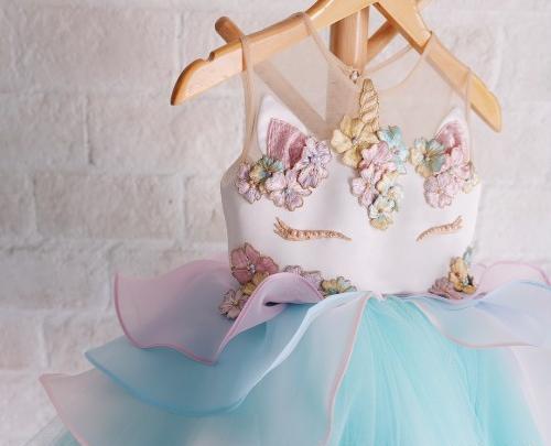 عکس لباس عروس تک شاخ