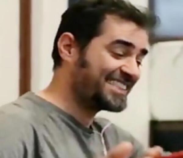 عکس لبخند شهاب حسینی