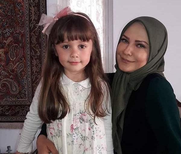 عکسهای کودکی حمیده خیرآبادی