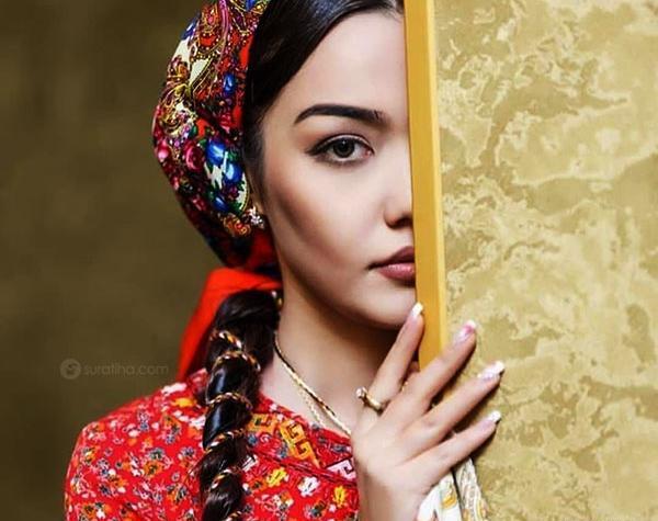 عکس ایده ژست عکاسی در خانه
