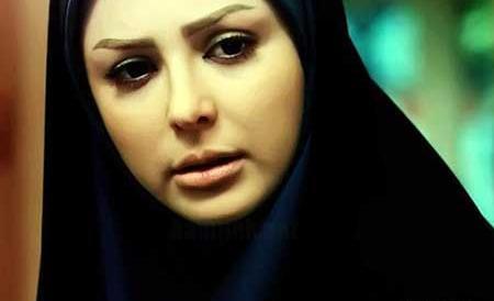 عکس با حجاب نیوشا ضیغمی