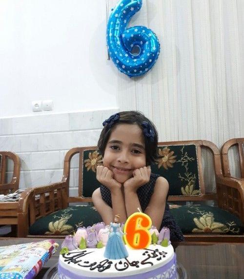 عکس تولد ساجده نزدیکه