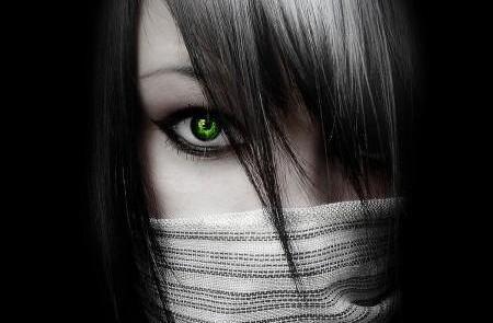 عکس چشم ترسناک برای پروفایل