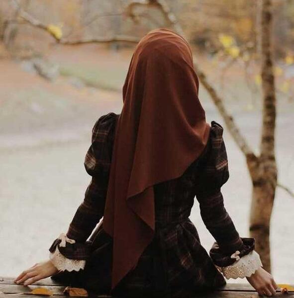 عکس های حجابی غمگین