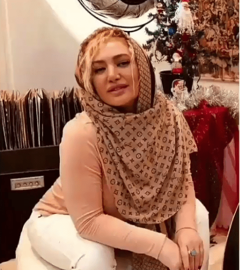 عکس جنجالی صبا کمالی