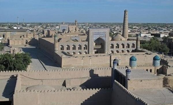 عکس قبر پوریا ولی