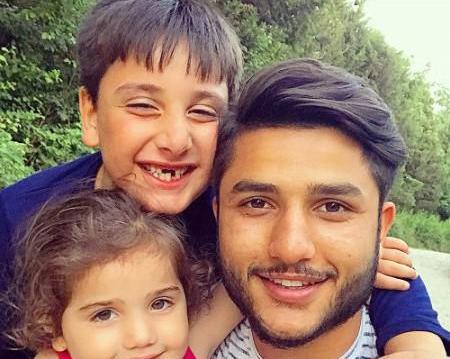 عکس بچگی عارف غلامی