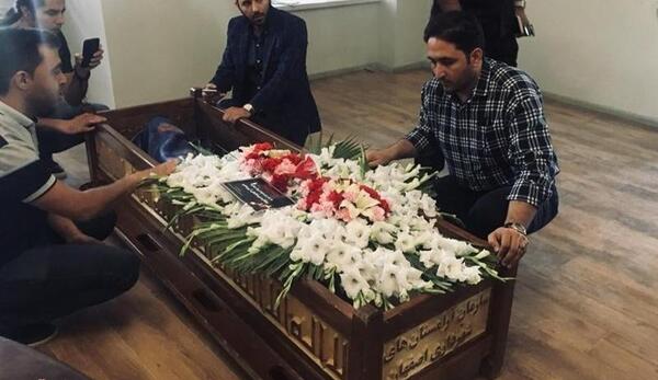 عکس آرامگاه بهنام صفوی