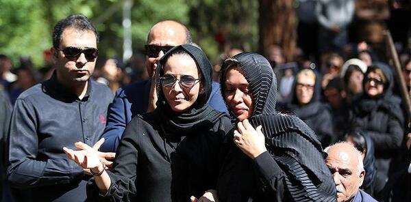 عکس آرامگاه بهنام صفوی