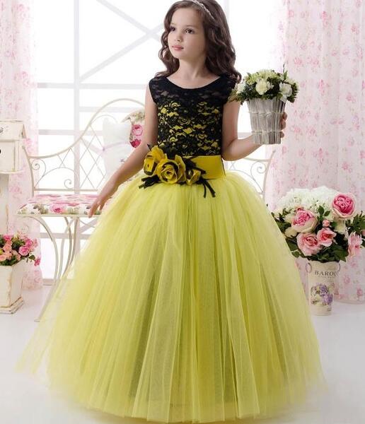 عکس لباس مجلسی بلند پوشیده بچه گانه