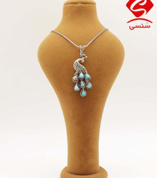 عکس گردنبند طاووس
