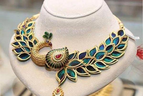 عکس گردنبند طاووس