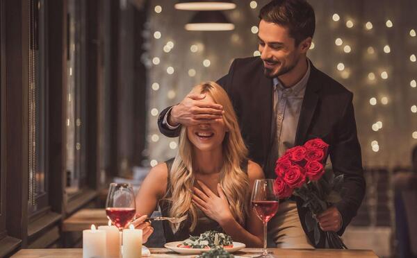 عکس ایده برای جشن سالگرد ازدواج