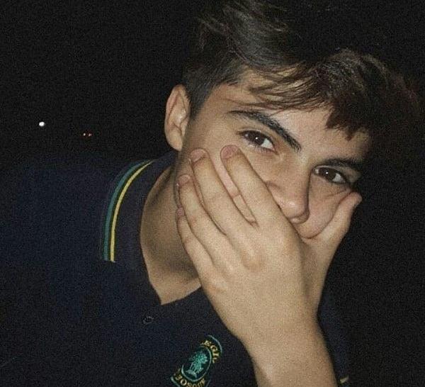 عکس پسر نوجوان ساده